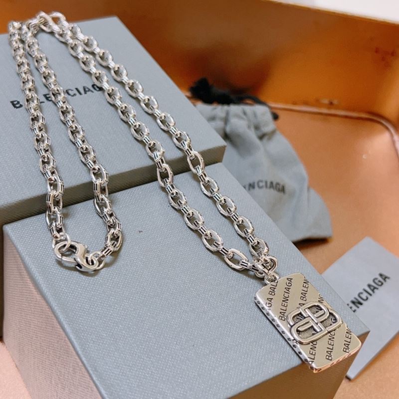 Balenciaga Necklaces - Click Image to Close